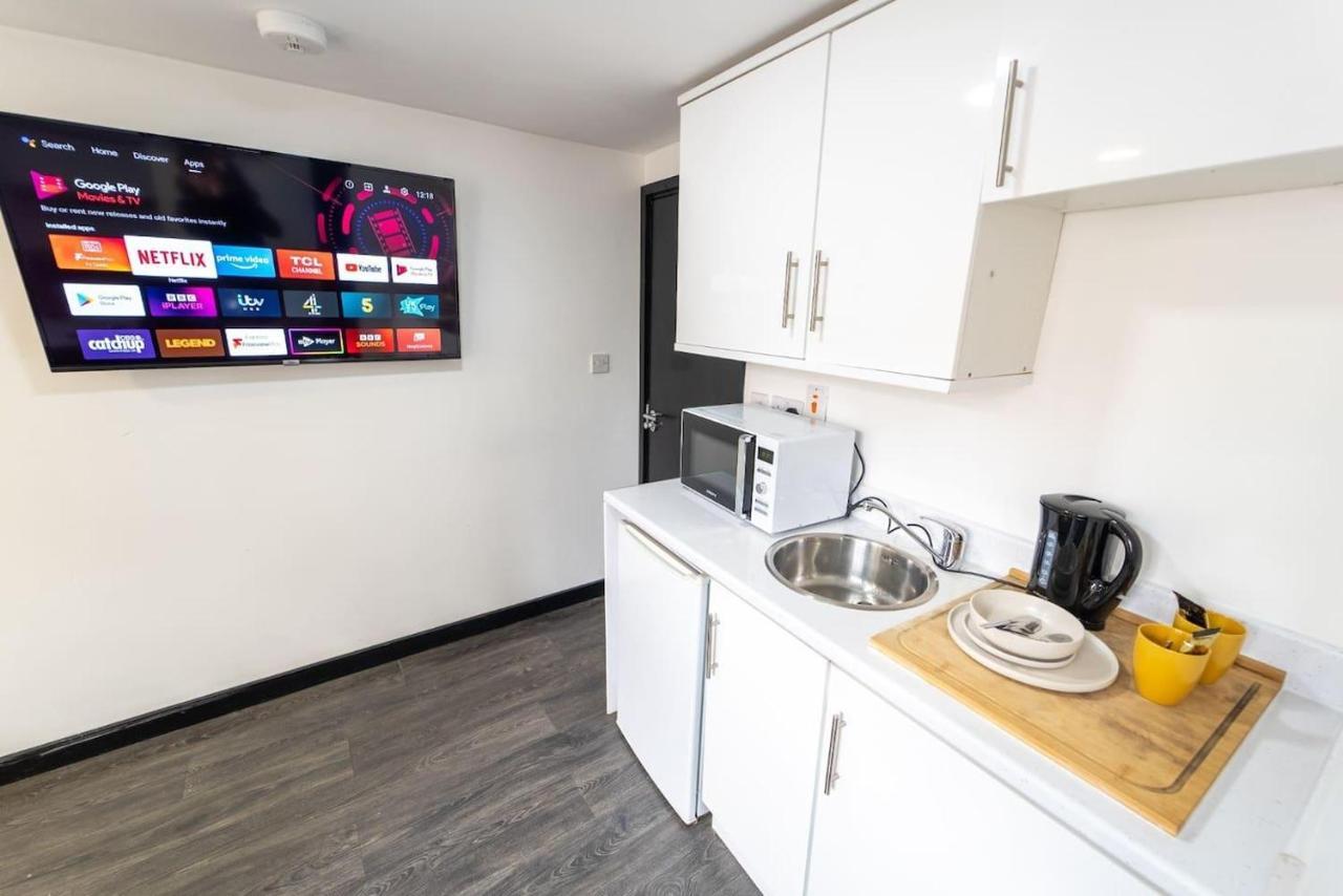 Studio Close To Selly Oak Train Station Birmingham Buitenkant foto